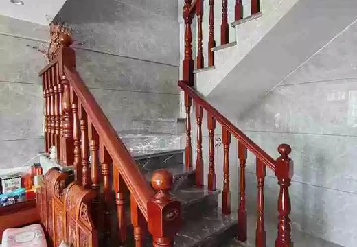 仙游縣鯉南鎮(zhèn)西埔社區(qū)居委會(huì)翔安北街36號(hào)1梯位602室的房產(chǎn)及相應(yīng)的土地使用權(quán)