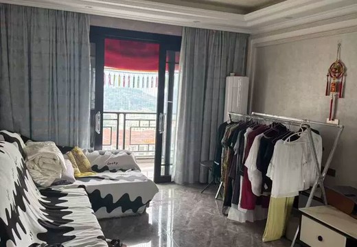 福建省莆田市城廂區(qū)霞林街道荔華東大道1799號海峽廣場1號樓第2梯2006室的不動產(chǎn)