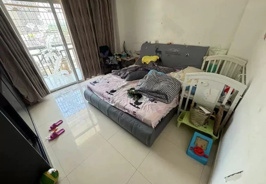 莆田市仙游縣鯉南鎮(zhèn)溫泉村溫泉支路189號(hào)1號(hào)樓513室房產(chǎn)（現(xiàn)場(chǎng)實(shí)際門(mén)牌號(hào)為501）