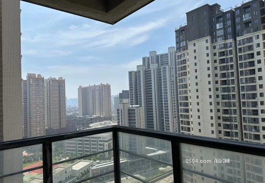 莆田市城廂區(qū)鳳凰山街道后巷街55號3梯1912室的房地產(chǎn)