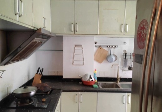 坐落莆田市城廂區(qū)龍橋街道荔城中大道567號華東城市家園5號樓2梯1503室的房地產