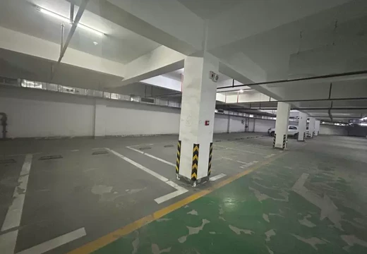 莆田市荔城區(qū)黃石鎮(zhèn)重興南街1399號地王地下一層A區(qū)185號