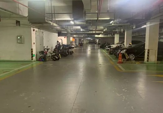 福建省莆田市涵江區(qū)國(guó)歡鎮(zhèn)六一西路2399號(hào)地下一層1326號(hào)車位