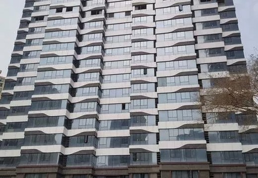 福建省莆田市荔城區(qū)西方天鎮(zhèn)九華路南側(cè)正鼎北戴河A2#407