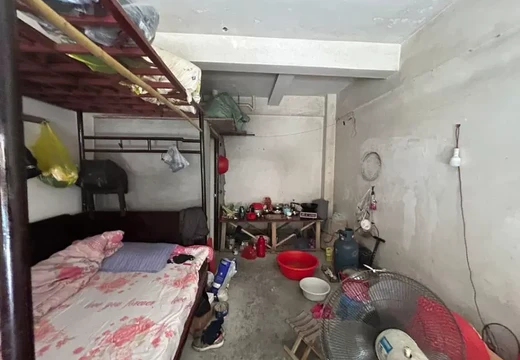 莆田市城廂區(qū)霞林街道江鴻街200號(hào)成果小區(qū)4號(hào)樓120室