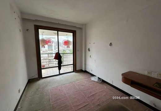 坐落莆田市荔城區(qū)鎮(zhèn)海辦漢庭路305號B15幢901房號的房地產