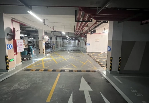 福建省莆田市涵江區(qū)涵西街道香林街399號溪郡地下一層194室房地產