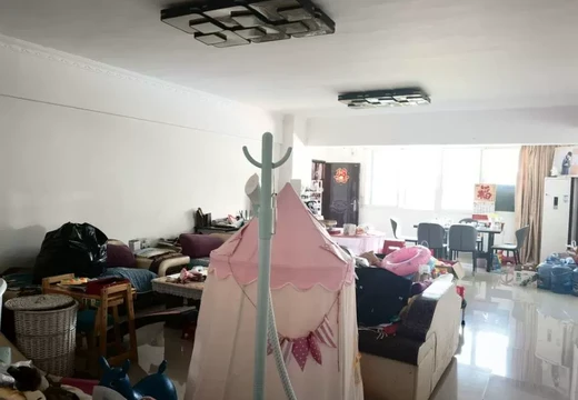 莆田市城廂區(qū)鳳辦筱塘居委會(huì)學(xué)園南街786號(hào)的房地產(chǎn)