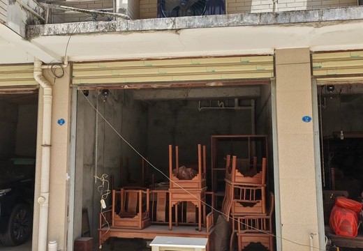 仙游縣鯉城街道城內(nèi)社區(qū)金石路784號(hào)（金石花園）3幢1層車(chē)庫(kù)111號(hào) 房產(chǎn)