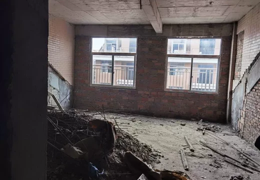 莆田市仙游縣鯉南鎮(zhèn)海亭嶺小區(qū)新厝路西4號樓701#、702#、703#單元房地產(chǎn)