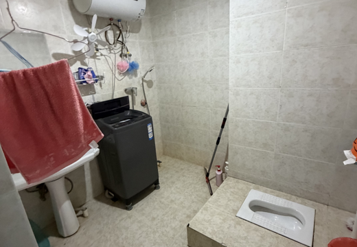 福建省莆田市荔城區(qū)荔城北大道3399號榮華書苑2號樓1梯1504的不動產(chǎn)