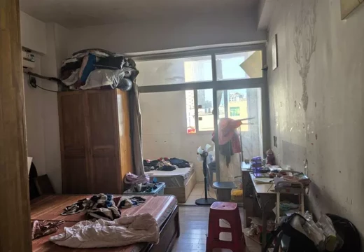 坐落莆田市城廂區(qū)文獻路與石室路交叉口第4層住宅的房地產(chǎn)