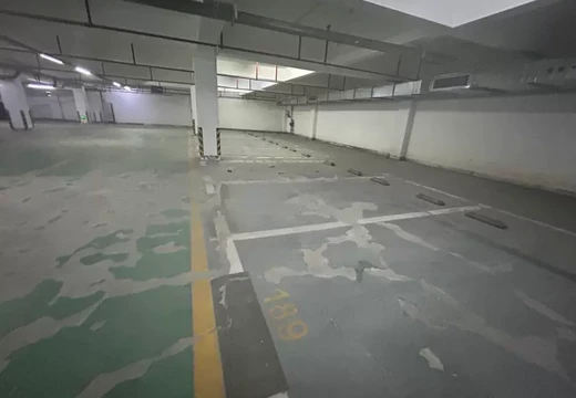 莆田市荔城區(qū)黃石鎮(zhèn)重興南街1399號地王地下一層A區(qū)184號