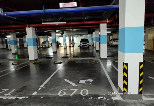 福建省莆田市涵江區(qū)梧塘鎮(zhèn)楓沁路299號旭輝美好花庭地下室670室房地產(chǎn)