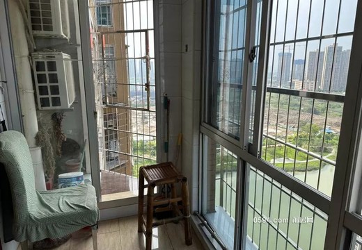 莆田市荔城區(qū)鎮(zhèn)海街道荔園南路998號溪泉頭湖濱小區(qū)3號樓2梯1804室的房地產