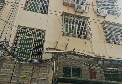 仙游縣鯉南鎮(zhèn)西埔村書苑南街132號5#樓117室、201室、701室房地產(chǎn)