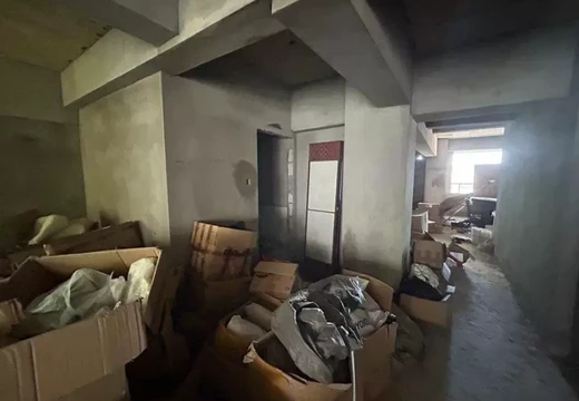 坐落莆田市城廂區(qū)龍橋街道荔城中大道1222號(hào)世紀(jì)豪景1梯1802室的房地產(chǎn)