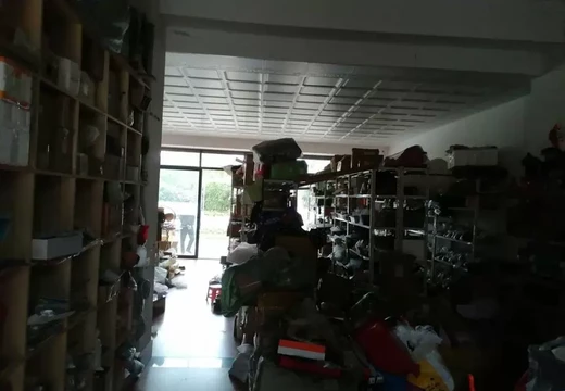 坐落在仙游縣楓亭鎮(zhèn)輝煌馬厝388號4號樓103號的房產(chǎn)及相應(yīng)的土地使用權(quán)[不動產(chǎn)證號：20200001647]