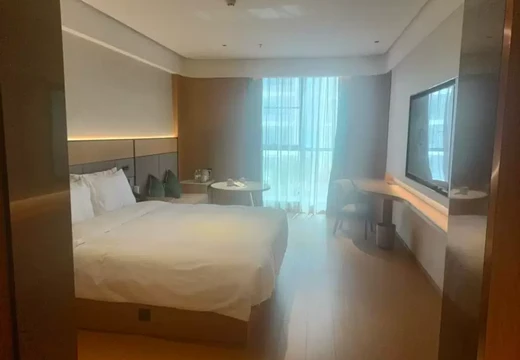 福建省莆田市秀嶼區(qū)笏石鎮(zhèn)荔港北大道1979號(hào)琇嶼青城37號(hào)樓327室的房屋