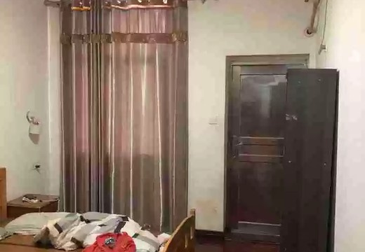 福建省莆田市城廂區(qū)龍橋街道筱塘北街842號4梯308室房地產（含儲藏間）