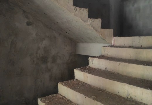 坐落在仙游縣鯉城街道（仙游院子）16#1-5層1603的房產(chǎn)及相應(yīng)的土地使用權(quán)