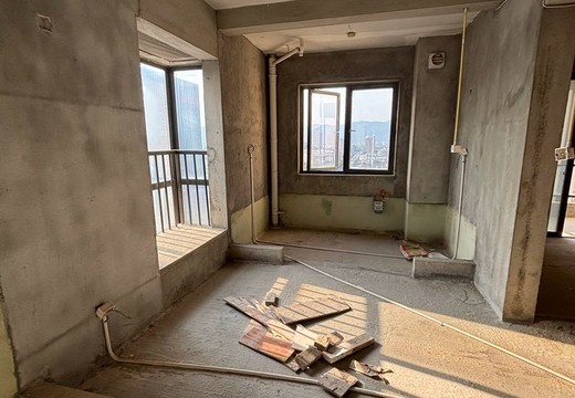 福建省莆田市涵江區(qū)新涵街1828號(hào)凱旋首府9號(hào)樓3梯1806室房地產(chǎn)