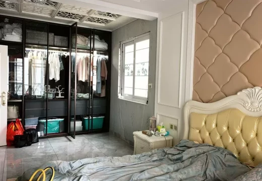 莆田市荔城區(qū)拱辰街道延壽北街356號15號樓2梯1205室的房地產(chǎn)