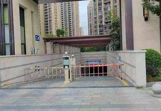 仙游縣鯉南鎮(zhèn)溫泉東路3333號(hào)三期地下室車位C688