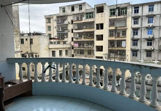 仙游县枫亭镇枫亭东路163号4号楼1梯502室住宅及配套108#煤间的房地产