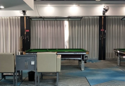 坐落仙游縣楓亭鎮(zhèn)霞街社區(qū)（濱江步行街）D5幢店鋪108的房產(chǎn)及相應(yīng)的土地使用權(quán)