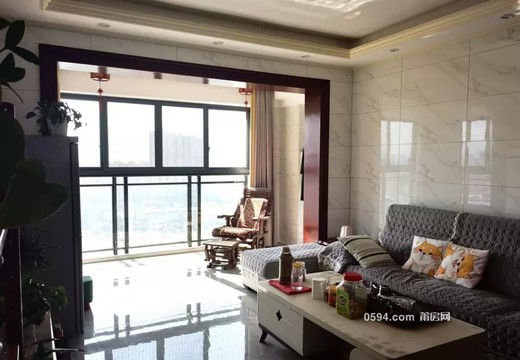 仙游縣鯉城街道學(xué)府西路1388號20號樓2梯1903室的房地產(chǎn)