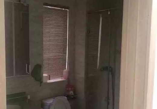 仙游縣鯉南鎮(zhèn)體育東路550號(hào)富力院士廷8號(hào)樓2703室的房產(chǎn)及相應(yīng)的土地使用權(quán)