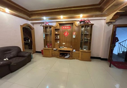 坐落莆田市城廂區(qū)東大路23號樓第3、4層的房地產(chǎn)