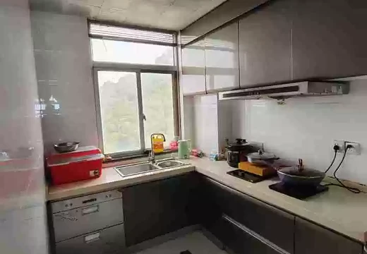 福建省莆田市秀嶼區(qū)南日鎮(zhèn)南海西路169號(hào)三豐嘉園8號(hào)樓第3梯位1006室