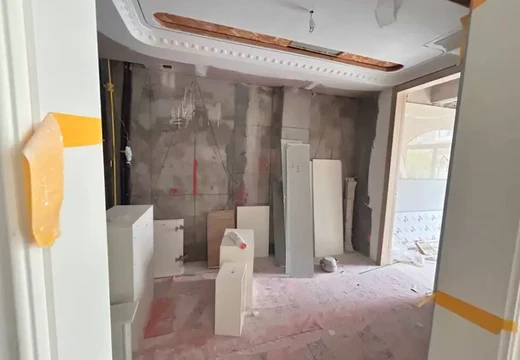 福建省莆田市城廂區(qū)龍橋街道荔城北大道88號雅景豪園C區(qū)6號樓105室的房地產(chǎn)