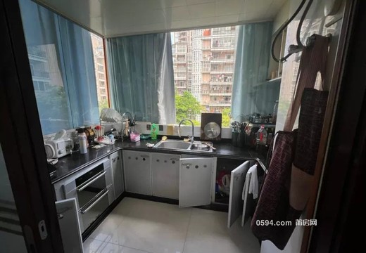 福建省莆田市仙游縣鯉南鎮(zhèn)海亭嶺小區(qū)（龍翔新城）的不動(dòng)產(chǎn)【產(chǎn)權(quán)證號(hào)：20090874,仙國(guó)用2010159091】