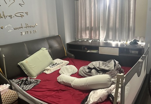 福建省莆田市涵江區(qū)涵西街道塘北街288號(hào)隆恒廣場(chǎng)1號(hào)樓2706室房地產(chǎn)