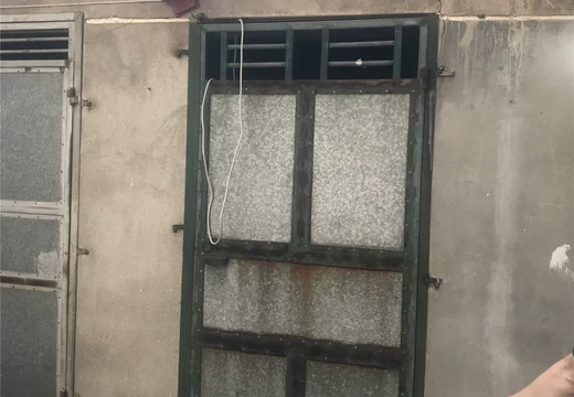 莆田市荔城區(qū)鎮(zhèn)海辦英龍居委會勝利路的不動產(chǎn)（城門街99號1梯201室及儲藏間）