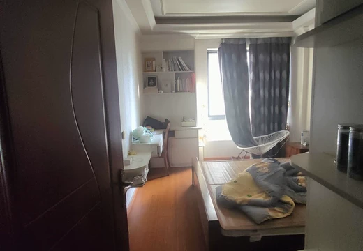 福建省莆田市涵江區(qū)國(guó)歡鎮(zhèn)六一西路2299號(hào)華永天瀾城一期3#樓1梯503室房地產(chǎn)