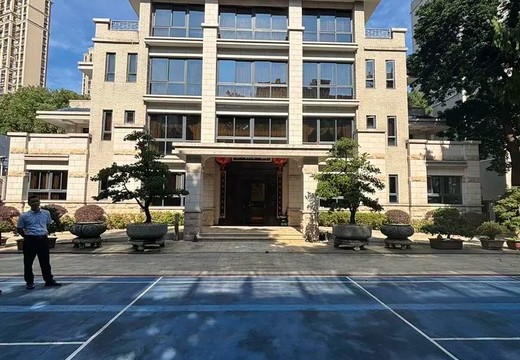 仙游縣鯉城街道城內(nèi)社區(qū)金石路777號住宅房地產(chǎn)