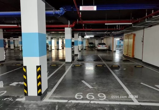 福建省莆田市涵江區(qū)梧塘鎮(zhèn)楓沁路299號旭輝美好花庭地下室669室房地產(chǎn)