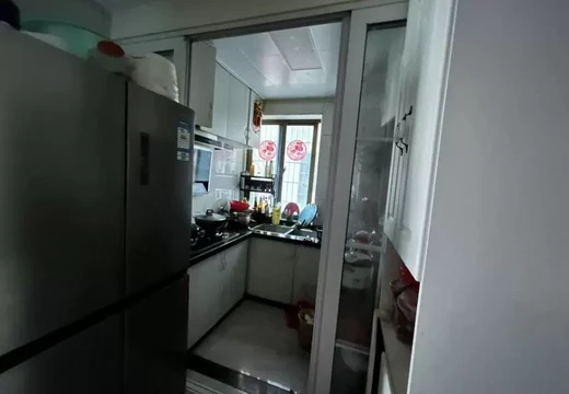 坐落莆田市城廂區(qū)鳳凰山街道荔華東大道2233號(hào)祥和山莊2號(hào)樓2梯806室的房地產(chǎn)