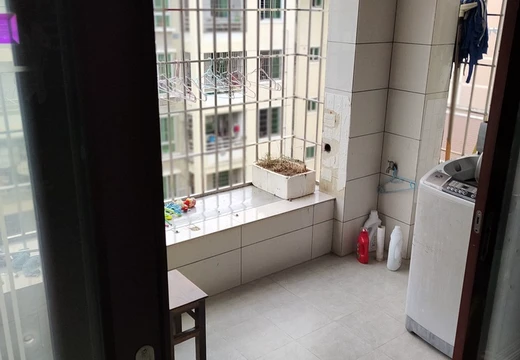 福建省莆田市荔城區(qū)拱辰街道延壽中街1786號荔園小區(qū)B區(qū)11號樓2梯604室房地產(chǎn)