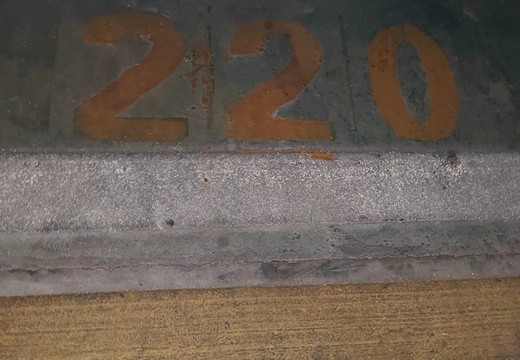 坐落在仙游縣鯉城街道學(xué)府東路1588號地下室地下1層車位（詳見清單1）