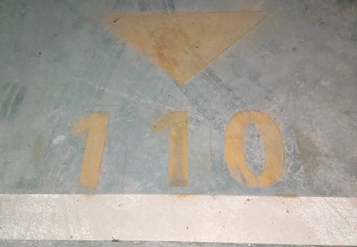 仙游縣鯉城街道城內(nèi)社區(qū)居委會(huì)學(xué)府東路1588號(hào)車(chē)位110的房地產(chǎn)