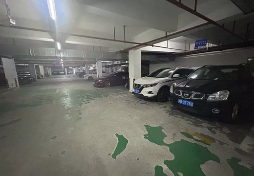 莆田市荔城区黄石镇重兴南街1399号地王地下一层A区61号