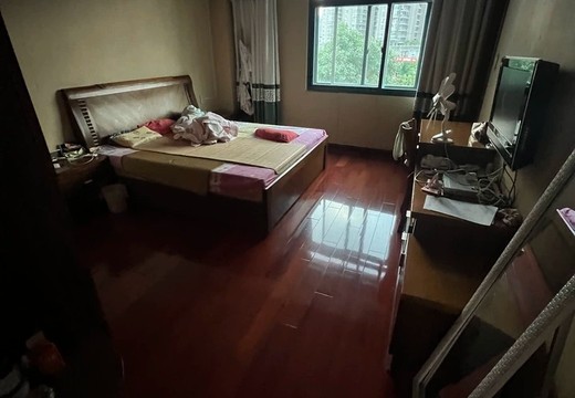 福建省莆田市城廂區(qū)龍橋街道荔城北大道68號(hào)榮華嘉園3號(hào)樓5梯501室、502室的不動(dòng)產(chǎn)