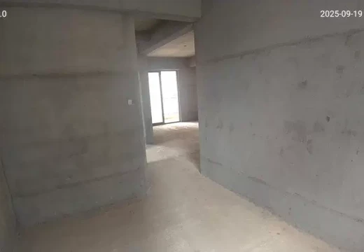 坐落莆田市荔城區(qū)黃石鎮(zhèn)莆興西路1312號峰璟小區(qū)A區(qū)6號樓1梯1801室的房地產(chǎn)