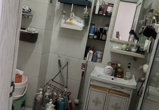 福建省莆田市仙游縣鯉城街道南橋社區(qū)居委會師范路188號2號樓2901室的不動產(chǎn)