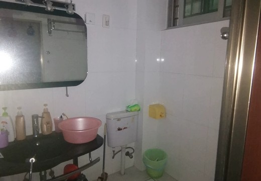 坐落莆田市荔城區(qū)鎮(zhèn)海街道東大路542弄5號樓1梯602室及其附屬儲藏間的房地產(chǎn)